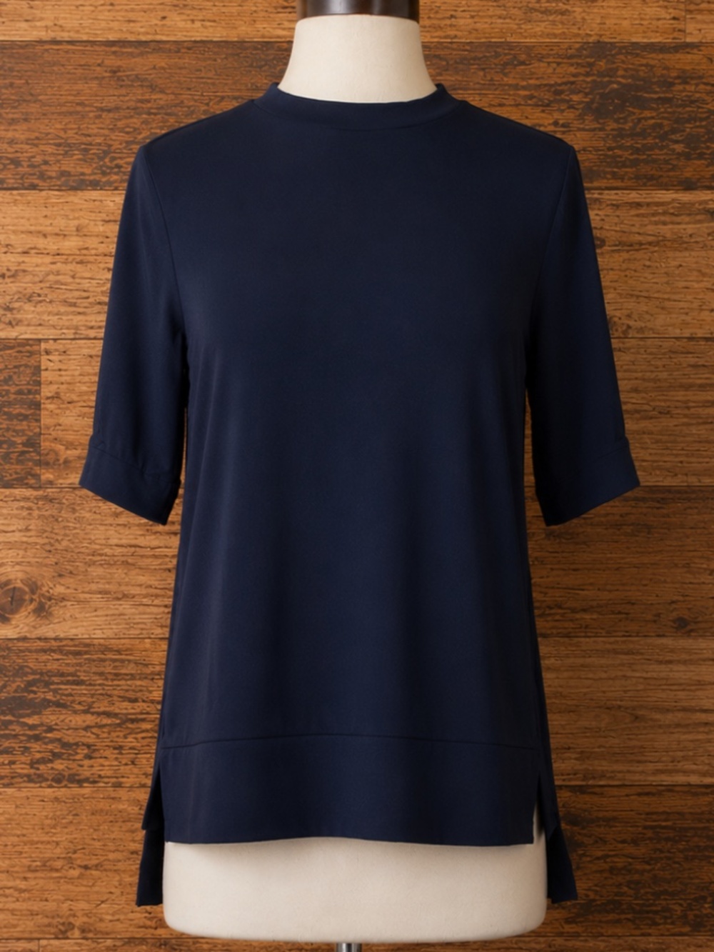 ADAY NAVY BLUE Tee Shirt Small Travel Minimalist Stretch Oversized EUC